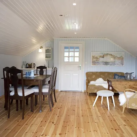 Farm stay Flatheim *