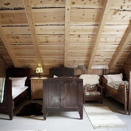 Flatheim Farm stay *