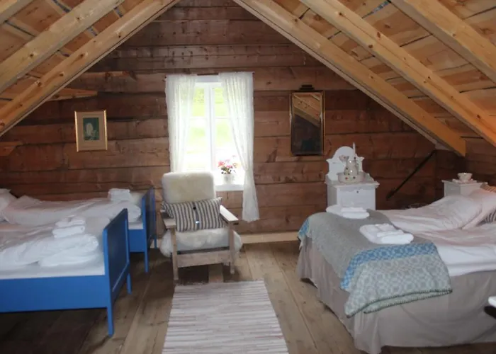 Lantgård Flatheim Viksdalen